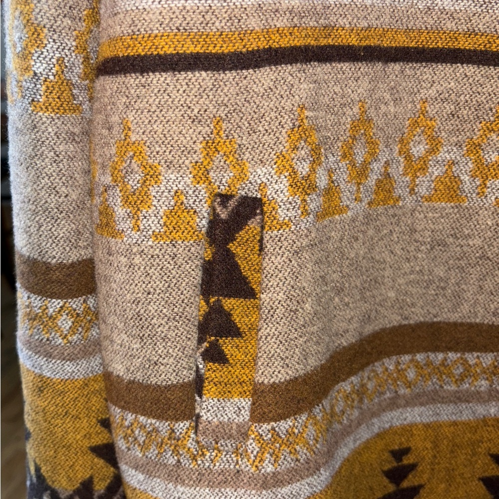 Aztec design jacket - Picture 3 of 4